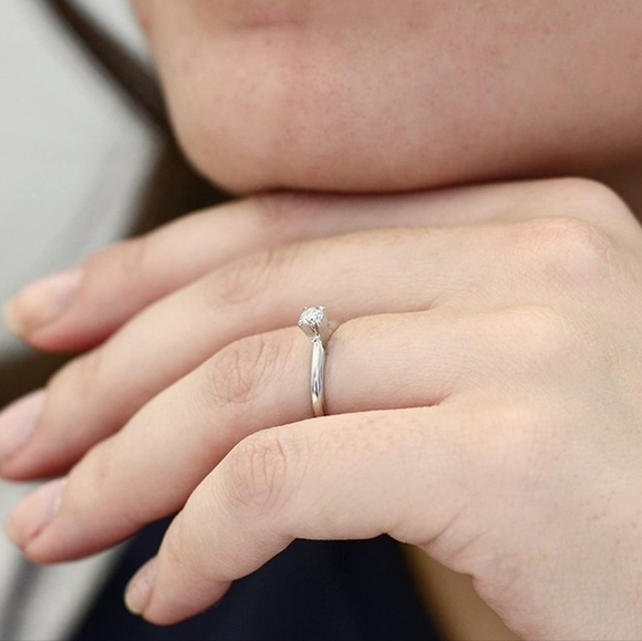 Certified 14K White Gold 0.23ct Diamond Engagement Ring Moissanite Wedding - Picture 3 of 6